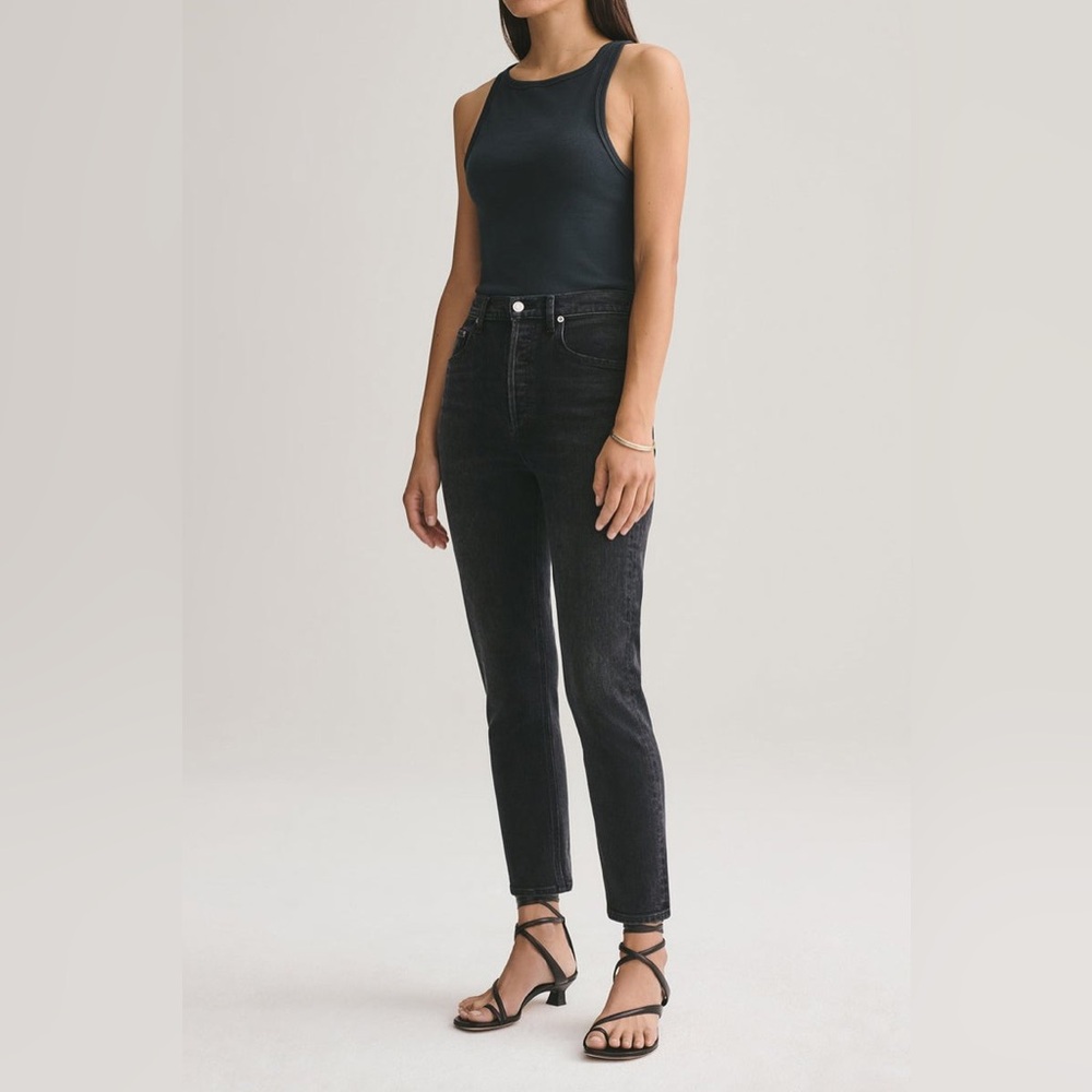 AGOLDE Riley High Rise Straight Crop Jeans in Black Pepper Size 27